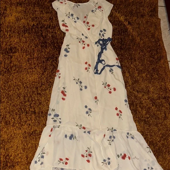 Reformation White Floral Maxi Dress - Picture 2 of 7